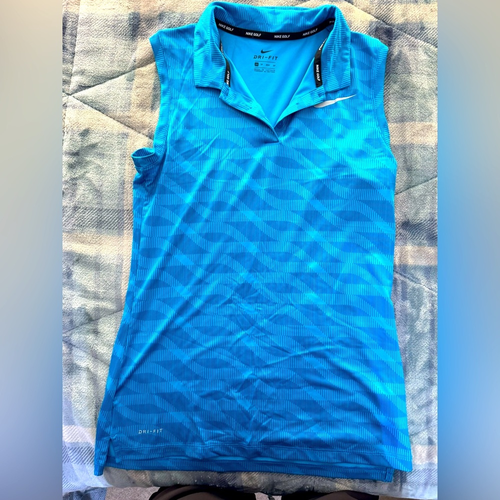 DRI-Fit Nuke Golf Sleeveless.